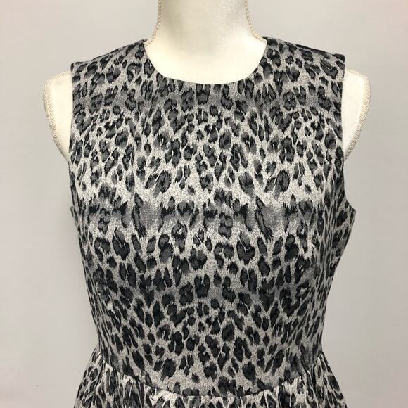 Taylor petite Leopard print sleeveless dress size 10P - Picture 3 of 8